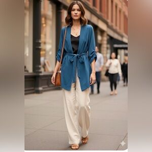 Aritzia Babaton Soft Fluid Lightweight Belted Blazer Size M